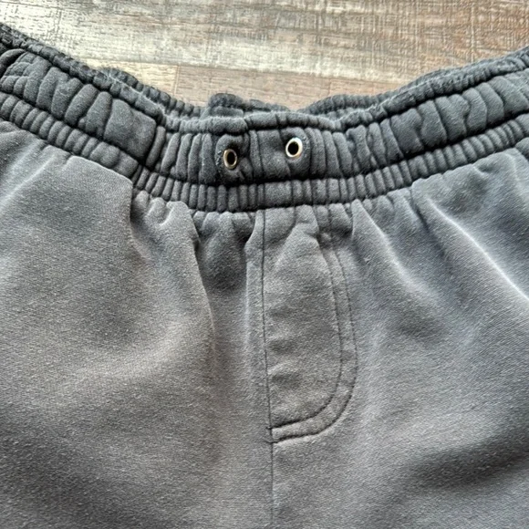 Men's Black and Red Jordan Athletic Shorts - Picture 4 of 6